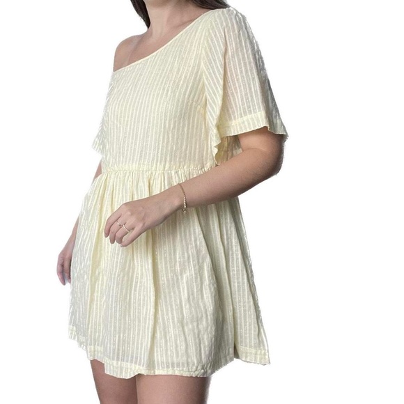 Mellow Yellow Asymmetrical Shoulder Dress - Picture 4 of 6